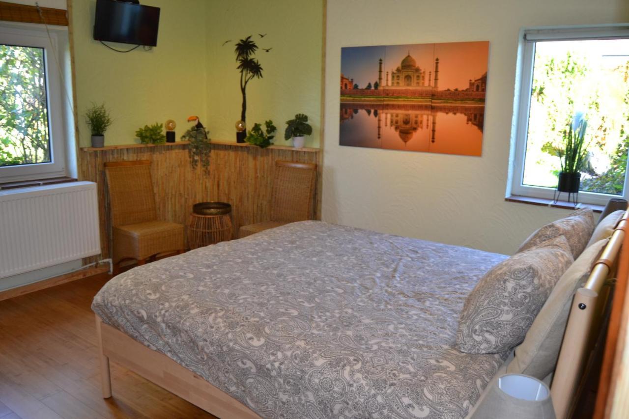 En Chapoisie Bed & Breakfast Ciney Luaran gambar